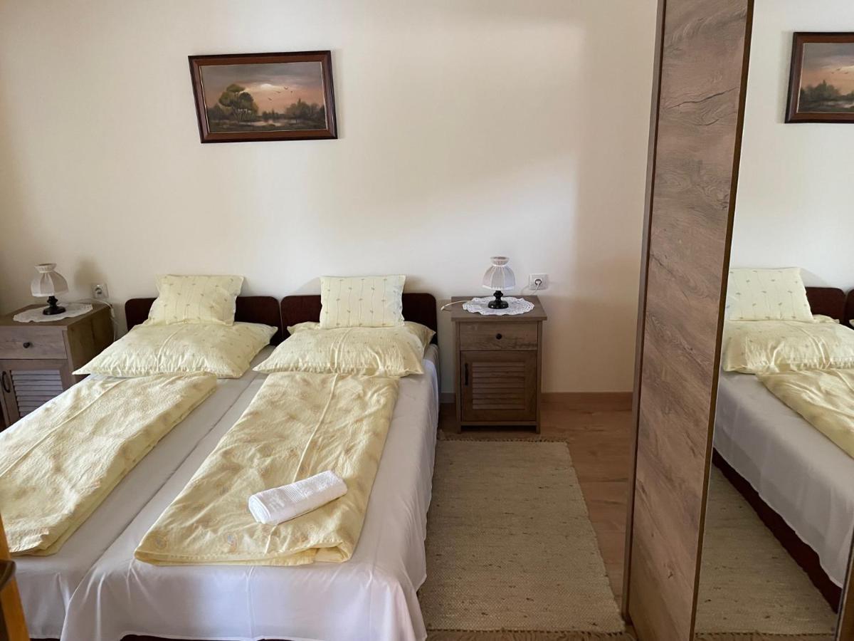 Kristof Vendeghaz Hotell Bükkszék Exteriör bild